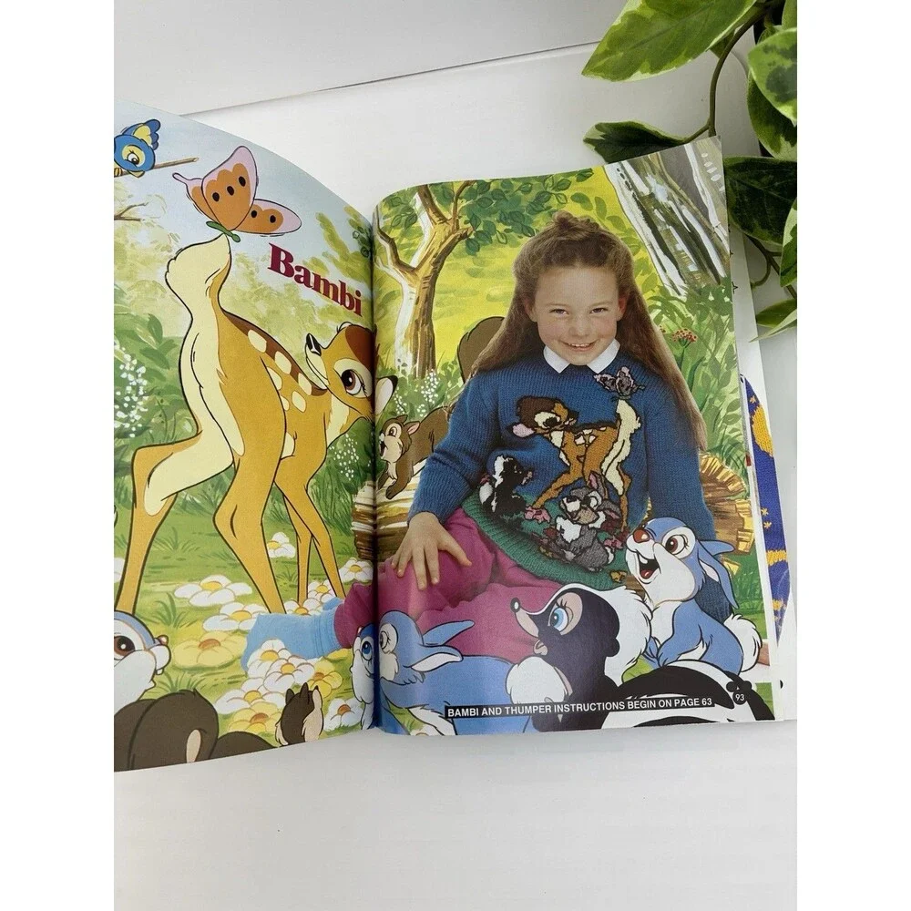 Disney Knitting Pattern Book Fun Knits Mickey Donald New Idea Age 3-12 years